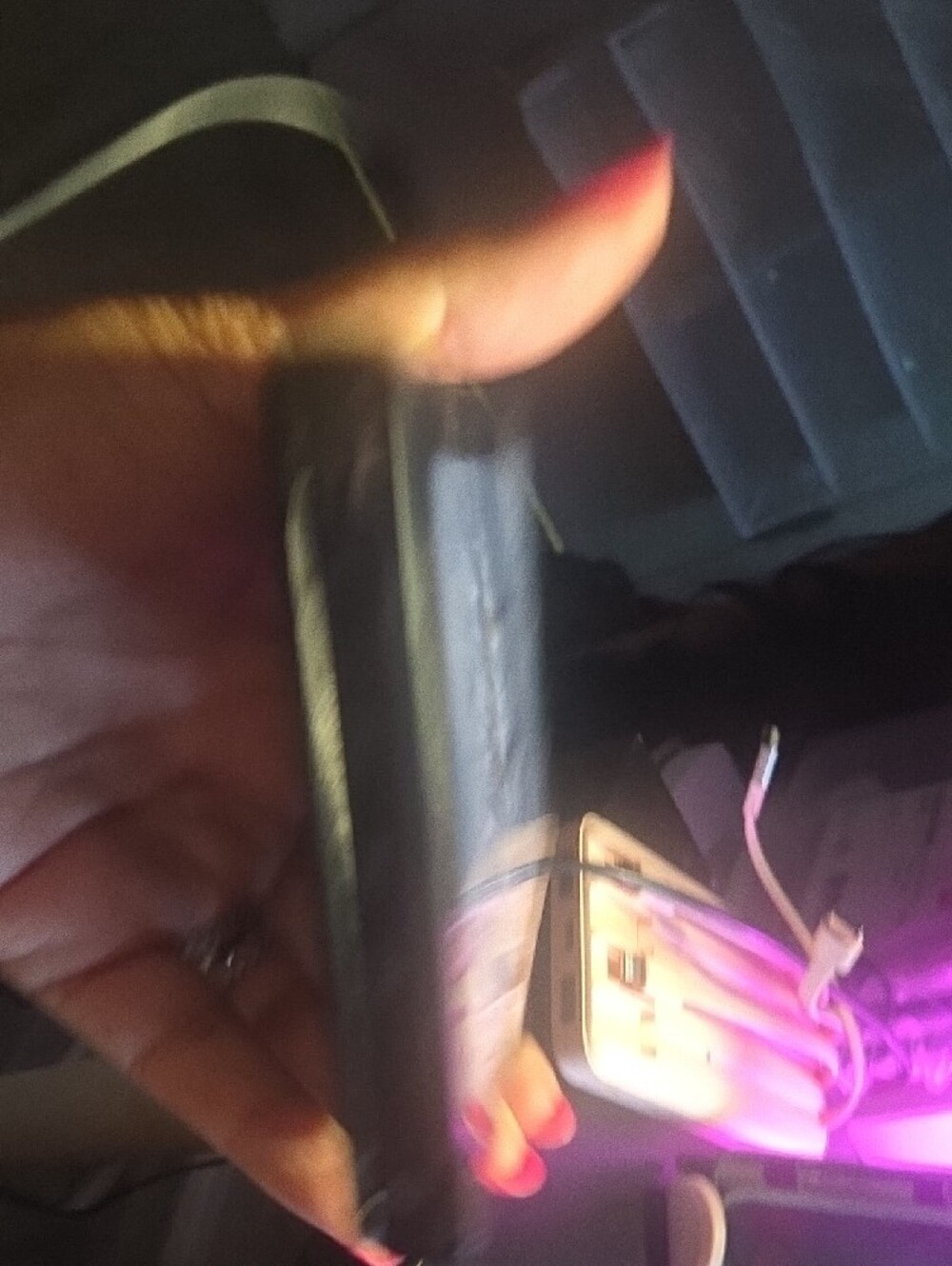 Nintendo Switch Console, No Controller, Works - Picture 6 of 7